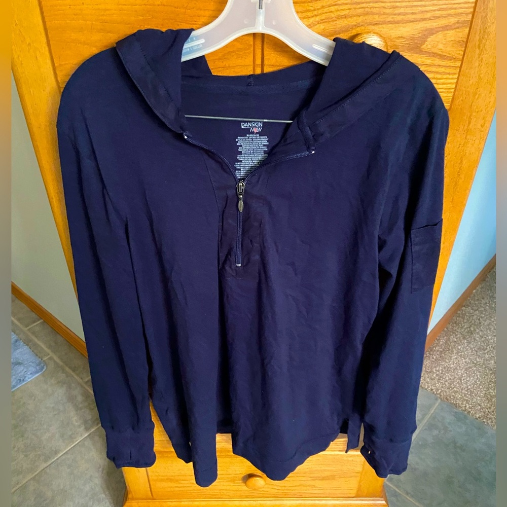 Danskin Women’s QuarterZip Yop